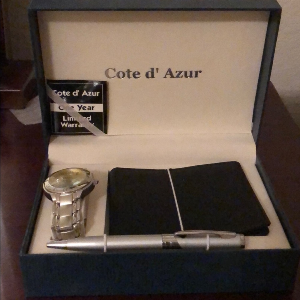 Watch wallet and pen cote d’ Azur NWOT